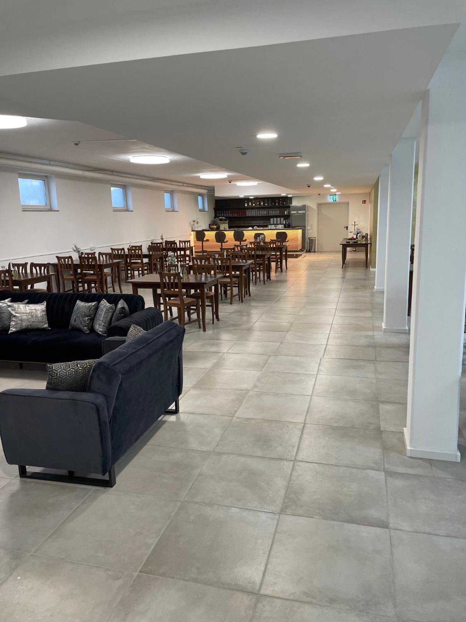Gastpark Hotel Manching Esterno foto